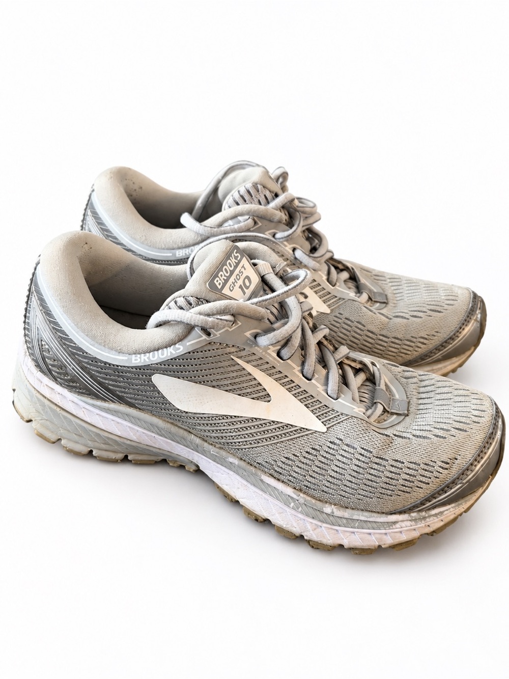 Brooks Ghost 10 Women’s 7.5 Gray Silver Running Shoes Athletic Sneakers